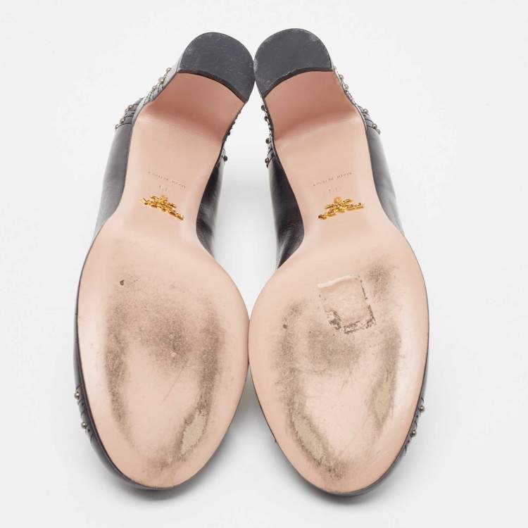 Pre Owned Prada Black Leather Studded Round Toe Pumps Size 39