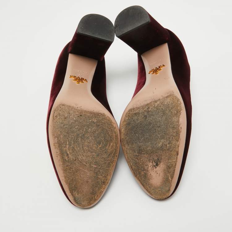 Pre Owned Prada Burgundy Velvet Pointed Toe Block Heel Pumps Size 35.5
