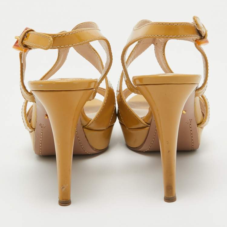 Pre Owned Prada Beige Patent Leather Platform Ankle Strap Sandals Size 38