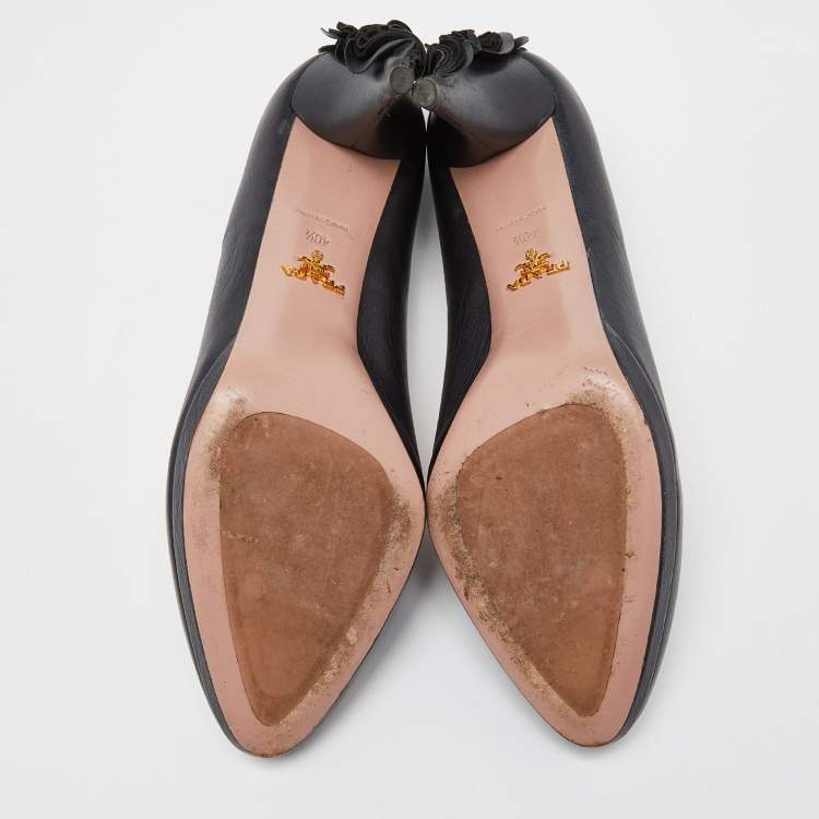 Pre Owned Prada Black Leather Raffles Detail Pumps Size 40.5