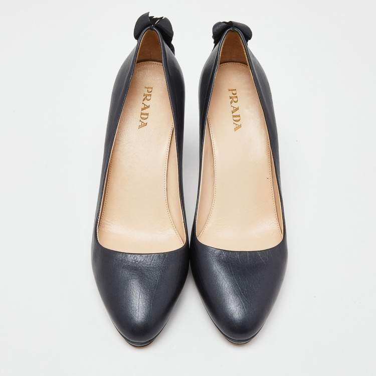 Pre Owned Prada Black Leather Raffles Detail Pumps Size 40.5