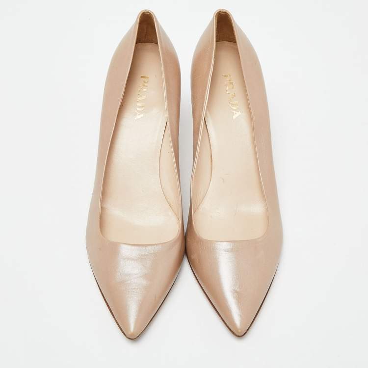 Pre Owned Prada Beige Leather Pointed Toe Pumps Size 39