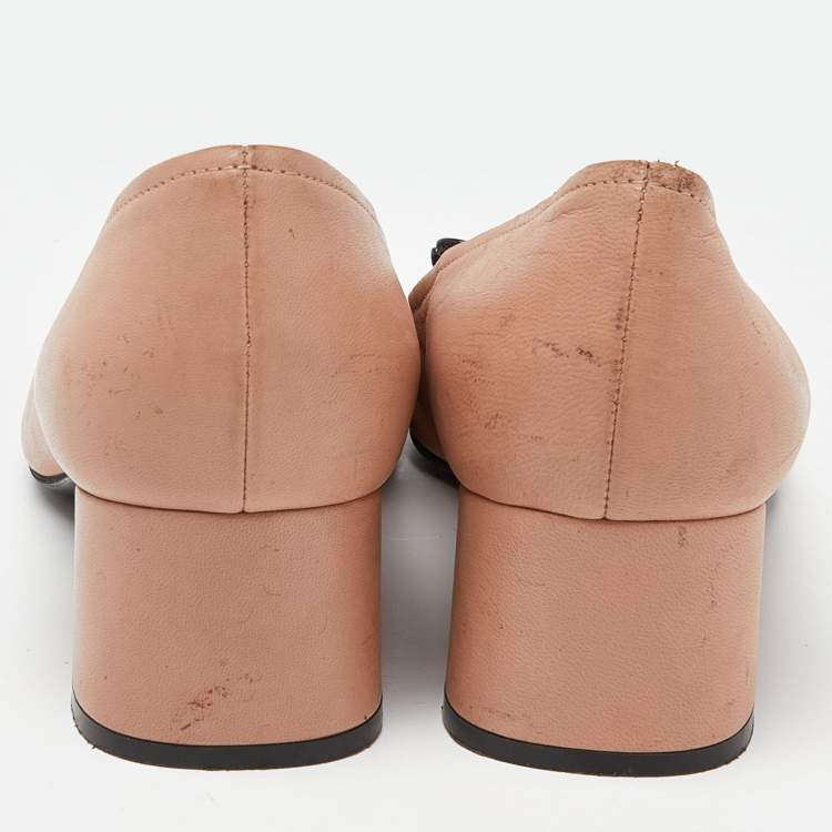 Pre Owned Prada Beige/Black Leather Bow Block Heel Pumps Size 37