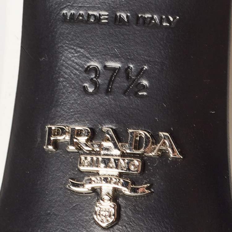 Pre Owned Prada White Leather Logo Slide Sandals Size 37.5