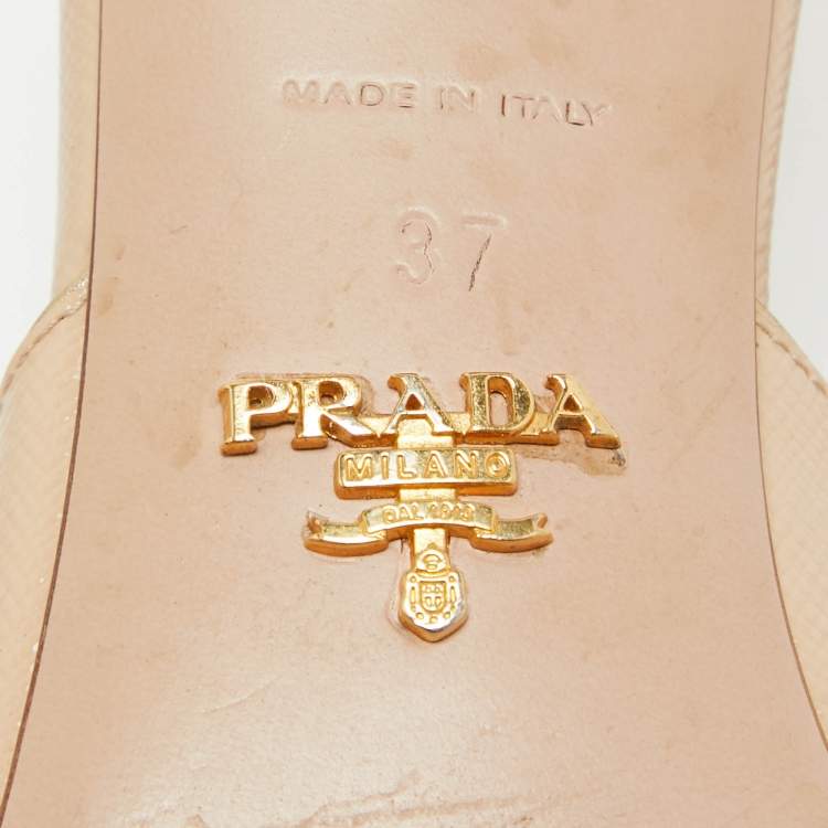 Pre Owned Prada Beige Patent Leather Open Toe Block Heel Slide Sandals Size 37
