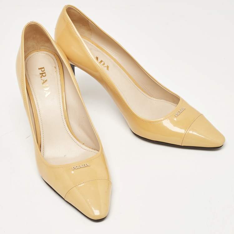 Pre Owned Prada Beige Patent Leather Pointed Toe Pumps Size 39.5