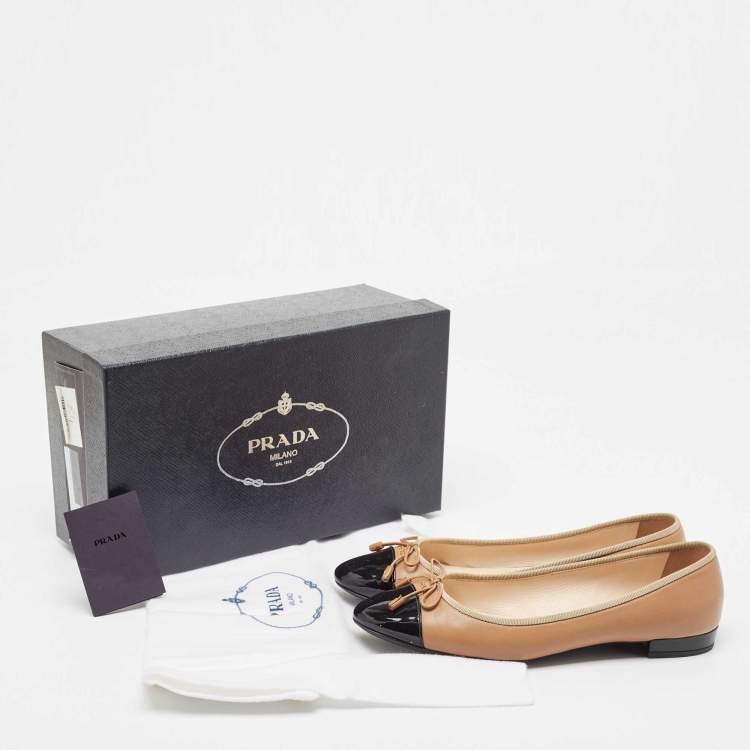 Pre Owned Prada Beige/Black Patent and Leather Ballet Flats Size 39