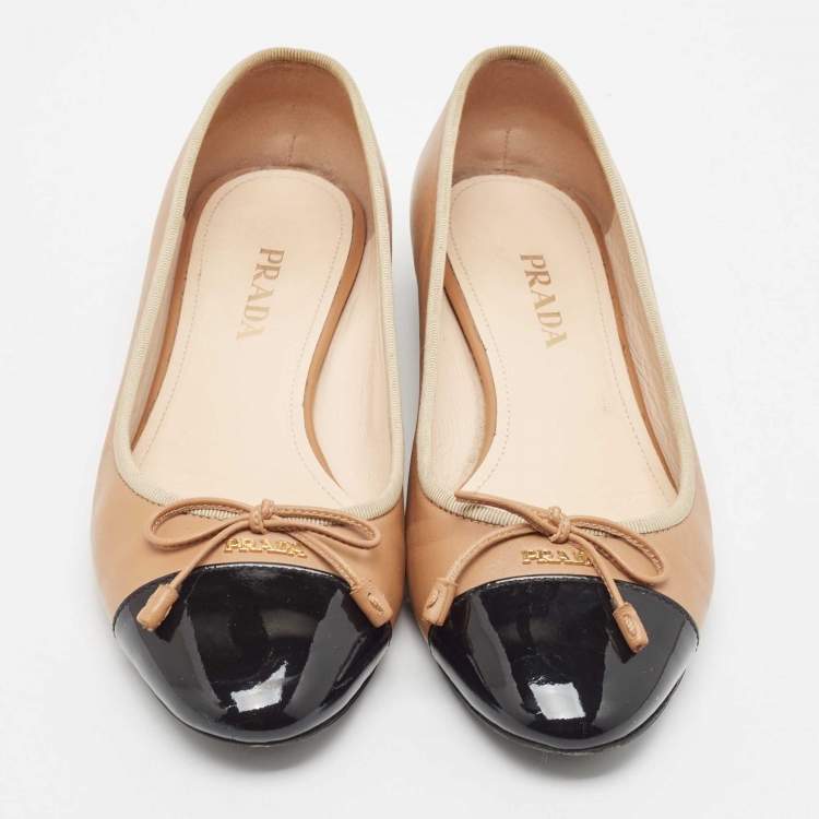 Pre Owned Prada Beige/Black Patent and Leather Ballet Flats Size 39