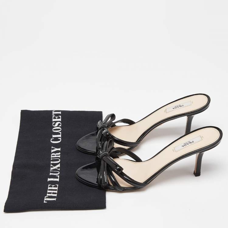 Pre Owned Prada Black Patent Leather Bow Slide Sandals Size 37.5