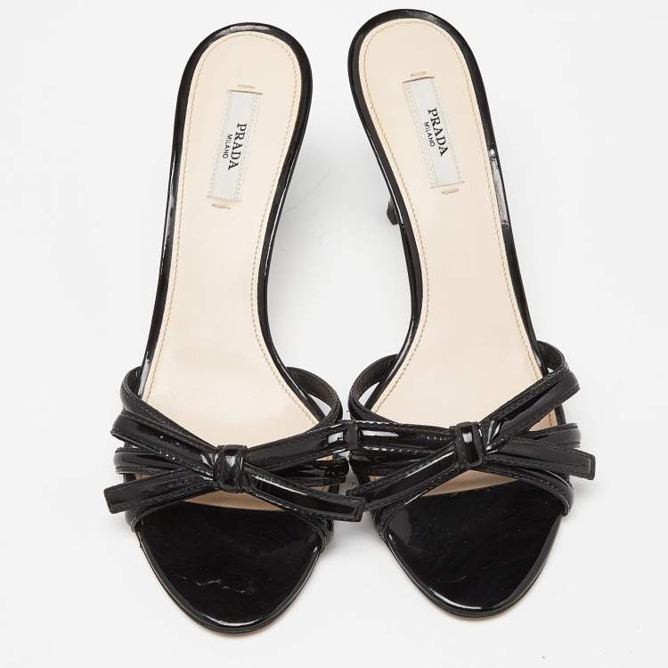 Pre Owned Prada Black Patent Leather Bow Slide Sandals Size 37.5