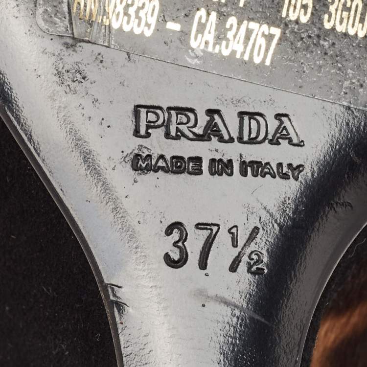 مملوكة مسبقًا Prada Brown Calf Hair Wedge Sandals Size 37.5 