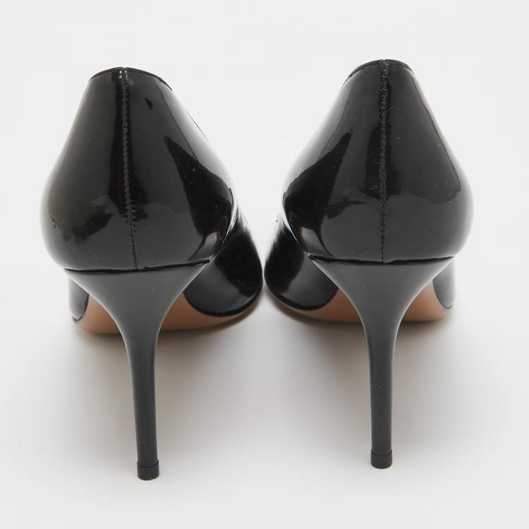 Pre Owned Prada Black Patent Leather Round Toe Pumps Size 42