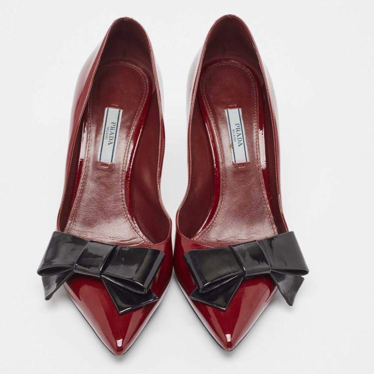 Pre Owned Prada Burgundy Patent Leather Bow Pointed Toe Pumps Size 38.5