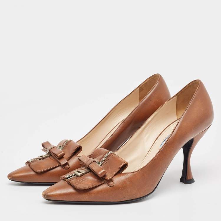 Pre Owned Prada Brown Leather Zip Detail Pumps Size 39