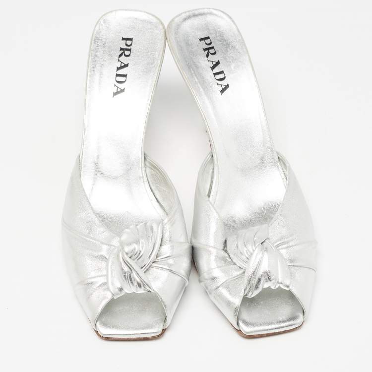 Pre Owned Prada Silver Foil Leather Knotted Square Peep Toe Slide Sandals Size 36