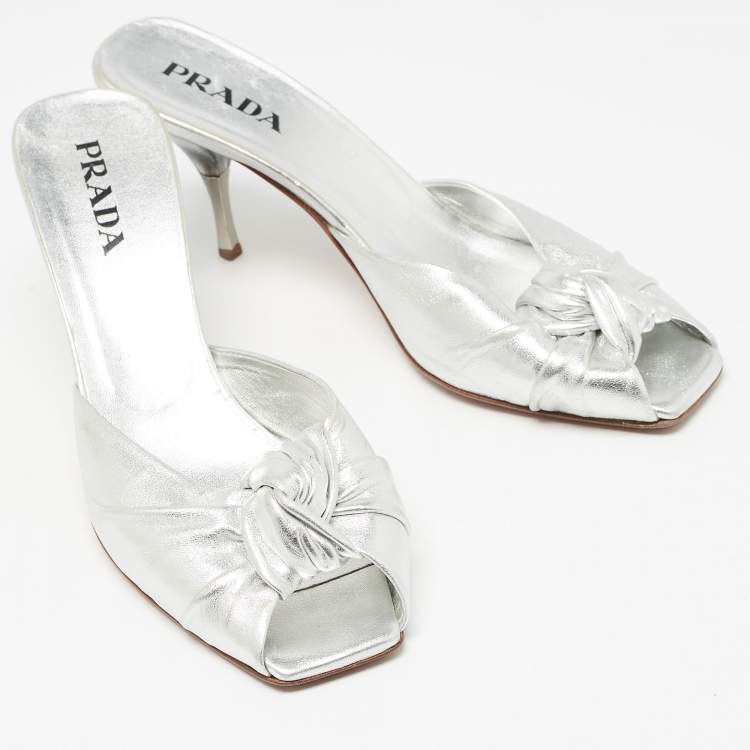 Pre Owned Prada Silver Foil Leather Knotted Square Peep Toe Slide Sandals Size 36