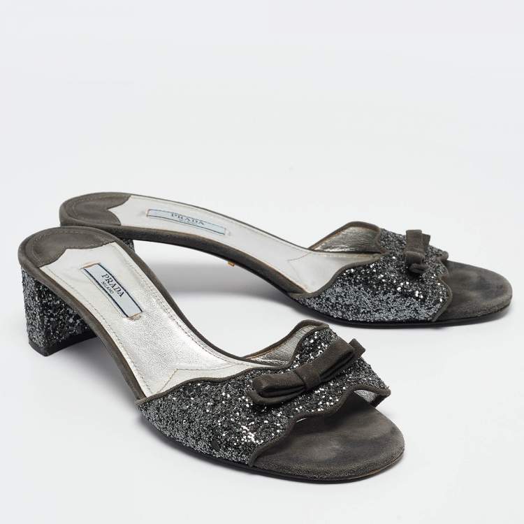 Pre Owned Prada Grey Coarse Glitter and Suede Bow Slide Sandals Size 39.5
