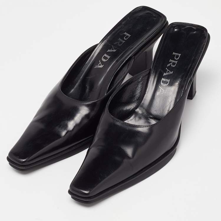 Pre Owned Prada Black Leather Slide Mules Size 38