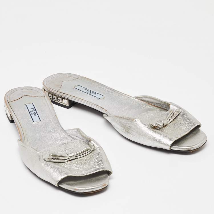 Pre Owned Prada Silver Leather Bow Crystal Embellished Flat Slides Size 41