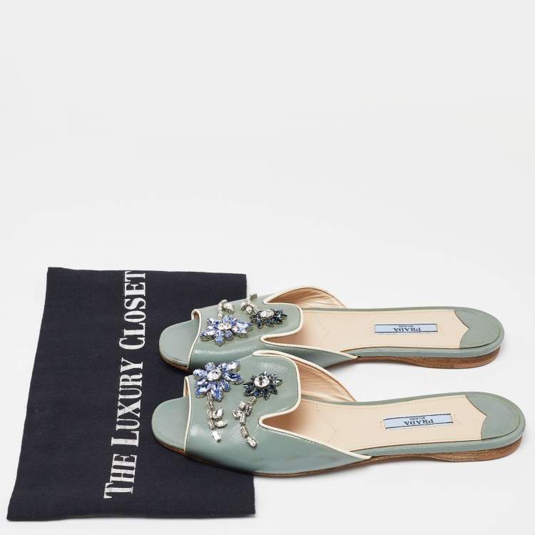 مملوكة مسبقًا Prada Grey Patent Leather Crystal Embellished Flat Slides Size 38