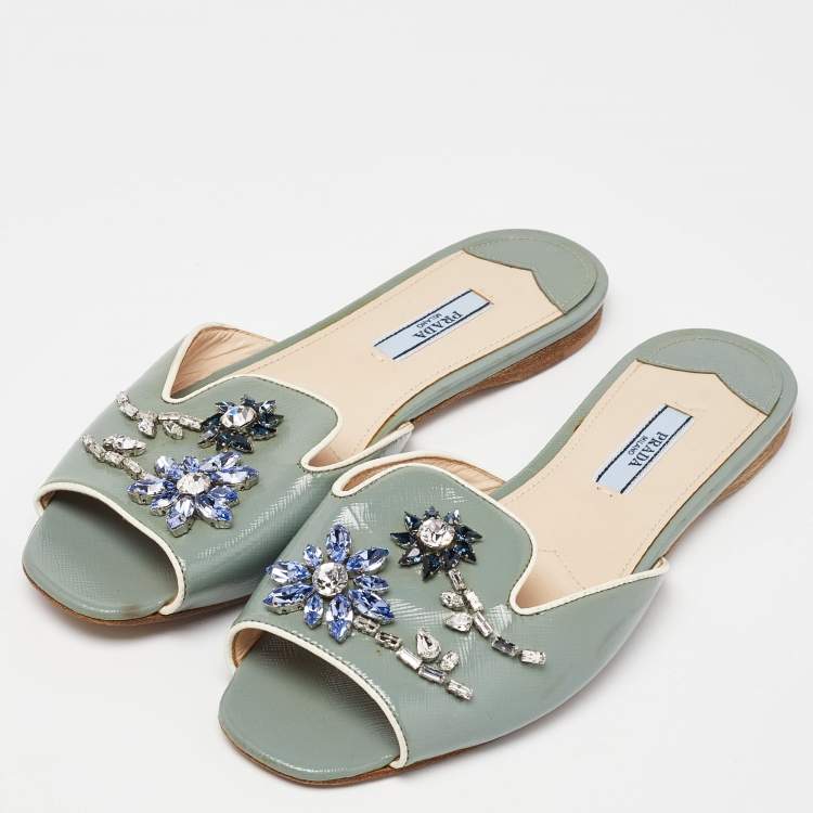 مملوكة مسبقًا Prada Grey Patent Leather Crystal Embellished Flat Slides Size 38
