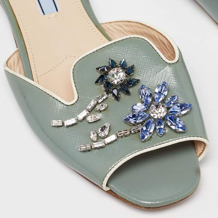 مملوكة مسبقًا Prada Grey Patent Leather Crystal Embellished Flat Slides Size 38