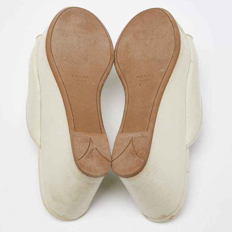 Pre Owned Prada Cream Saffiano Patent Leather Crystal Embellished Platform Wedge Sandals Size 38