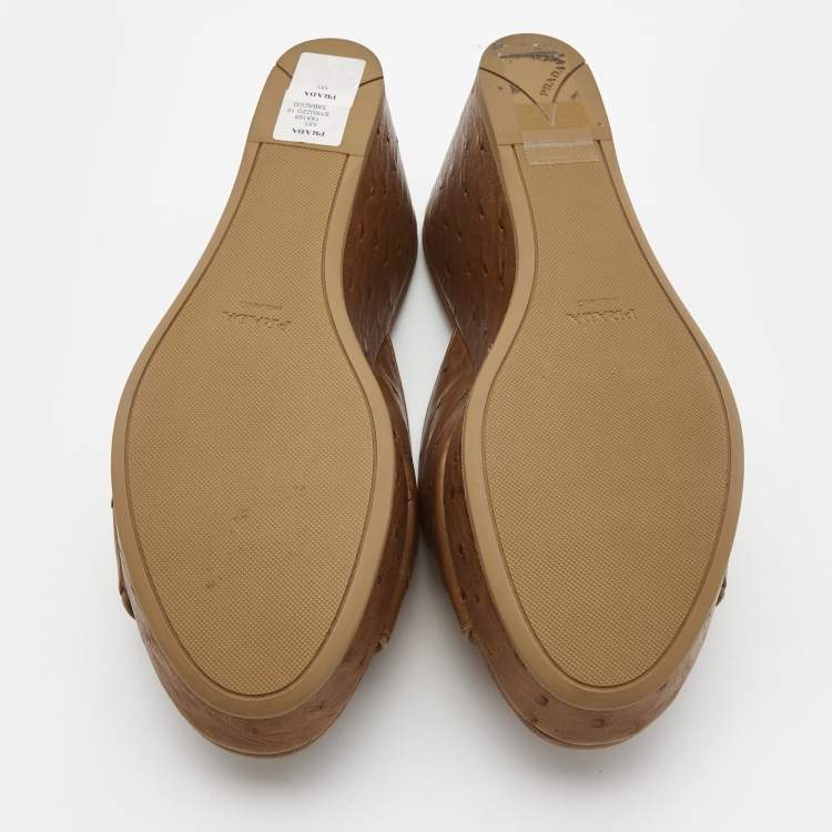 Pre Owned Prada Brown Ostrich Leather Wedge Platform Open Toe Slide Sandals Size 37.5