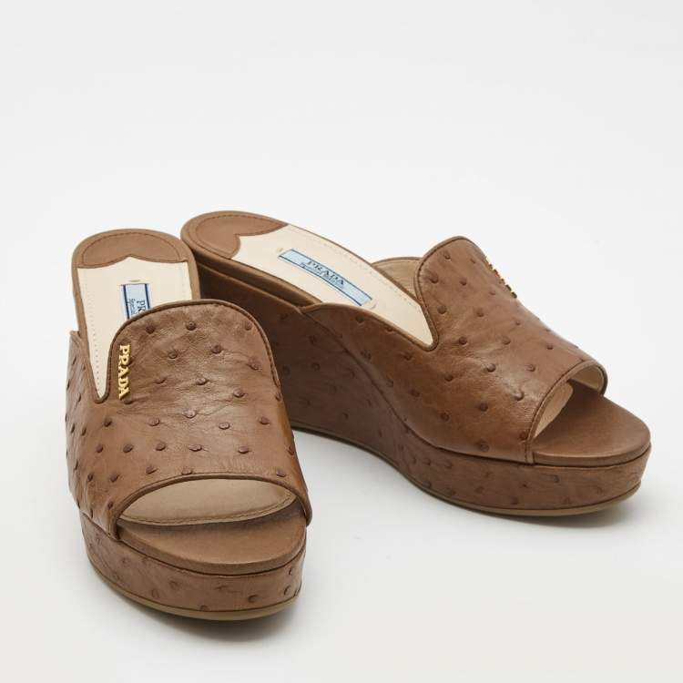 Pre Owned Prada Brown Ostrich Leather Wedge Platform Open Toe Slide Sandals Size 37.5