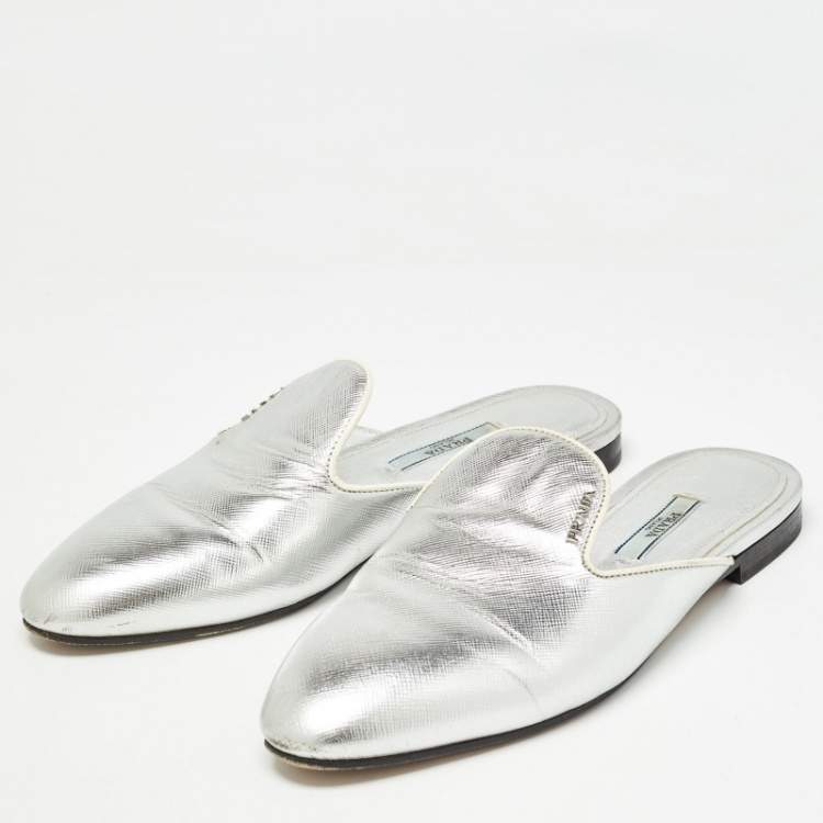 Pre Owned Prada Silver Leather Flat Mules Size 37