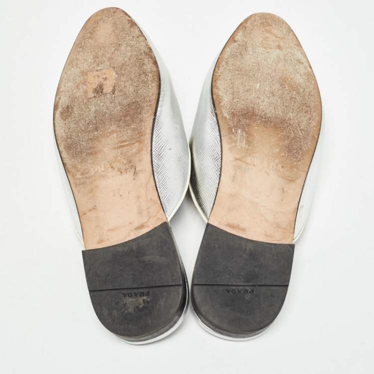 Pre Owned Prada Silver Leather Flat Mules Size 37