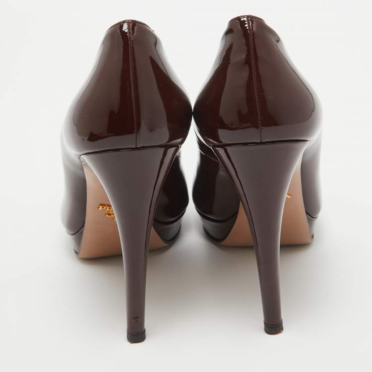 Pre Owned Prada Burgundy Patent Leather Pumps Size 39.5