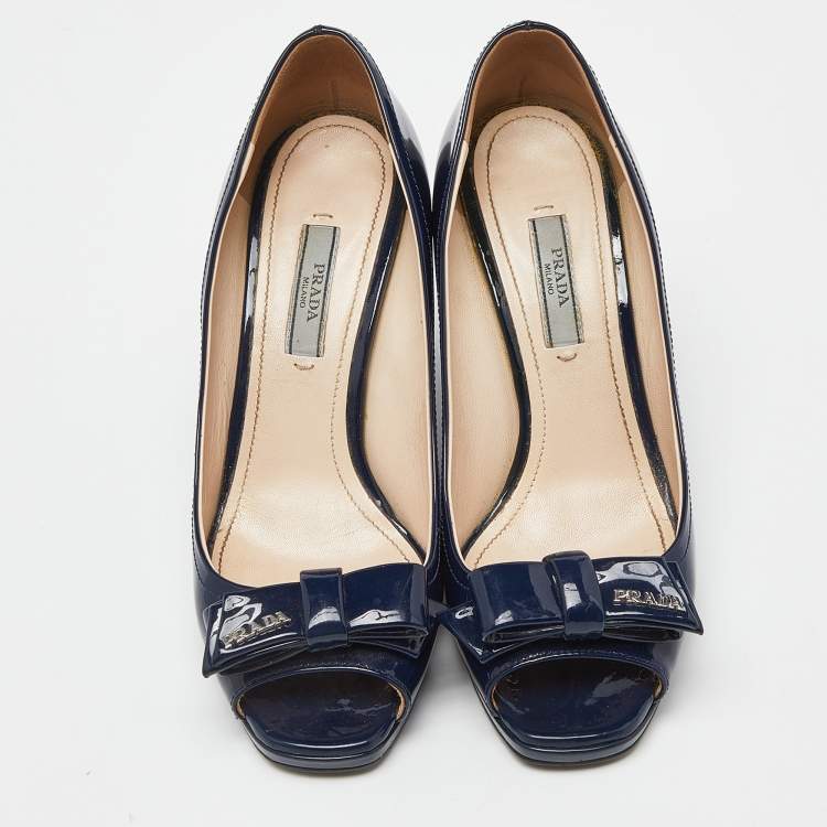 Pre Owned Prada Navy Blue Patent Leather Bow Peep Toe Wedge Pumps Size 37.5