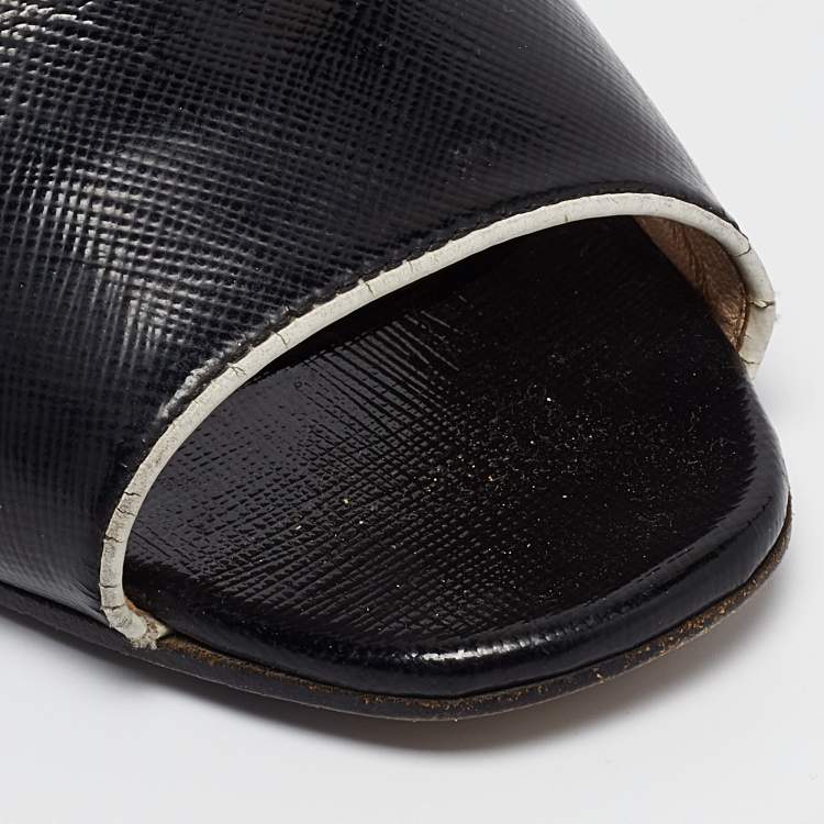 Pre Owned Prada Black Patent Leather Logo Embellished Flat Slides Size 37.5