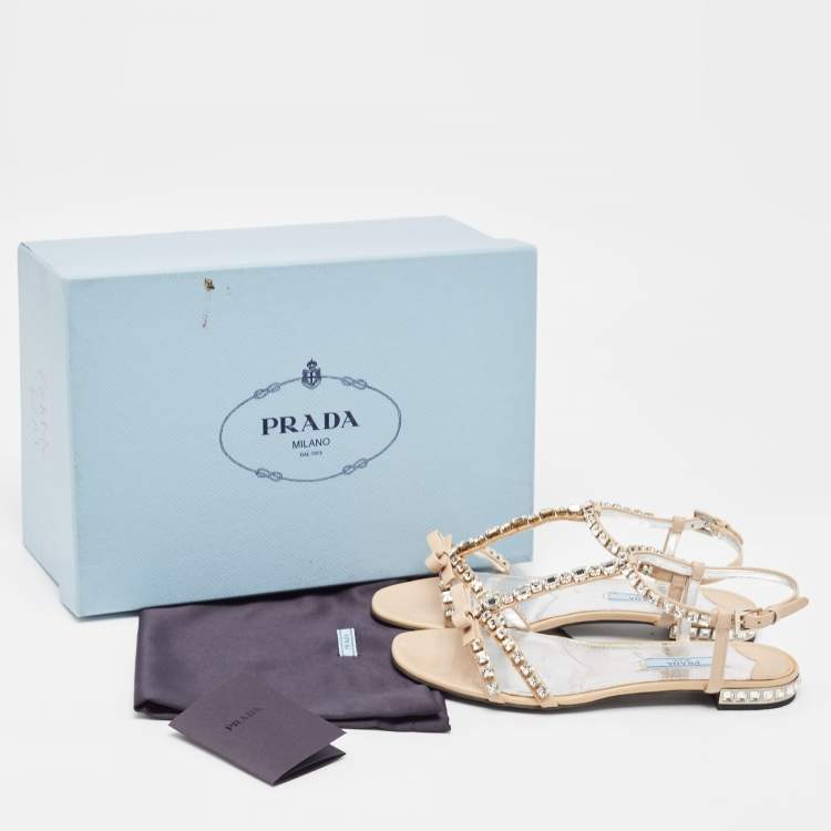 مملوكة مسبقًا Prada Beige Patent Leather Crystal Embellished Bow Ankle Strap Sandals Size 36.5