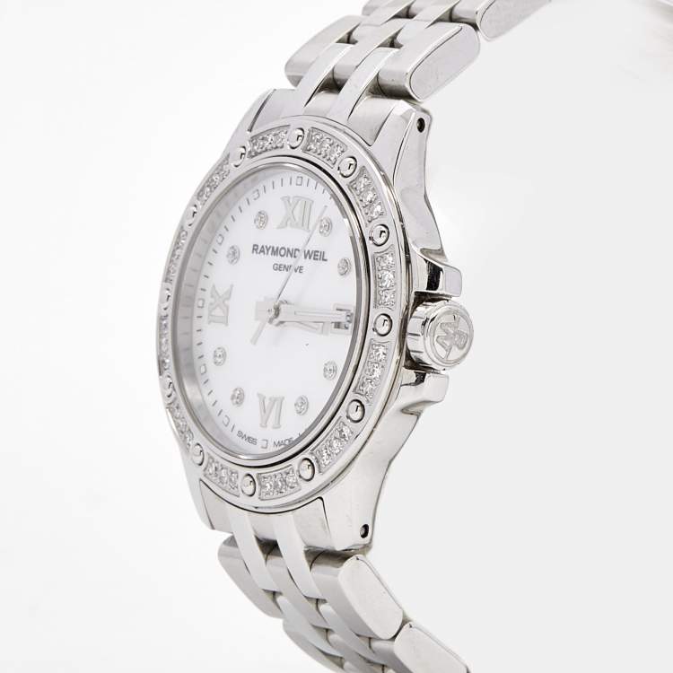 Pre Owned Raymond Weil Mother of Pearl Diamond Stainless Steel Tango 5399-STS-00995 Women's Wristwatch 28MM