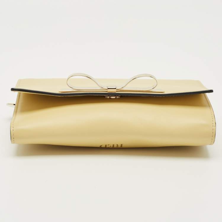 Pre Owned RED Valentino Light Yellow Leather Bow Chain Clutch