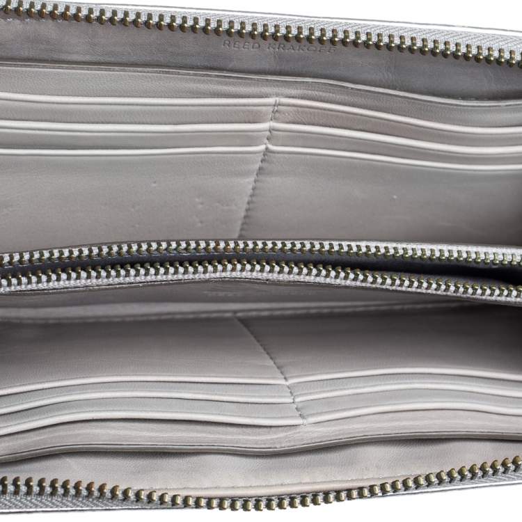 Pre Owned Reed Krakoff Silver Leather Zip Around Wallet