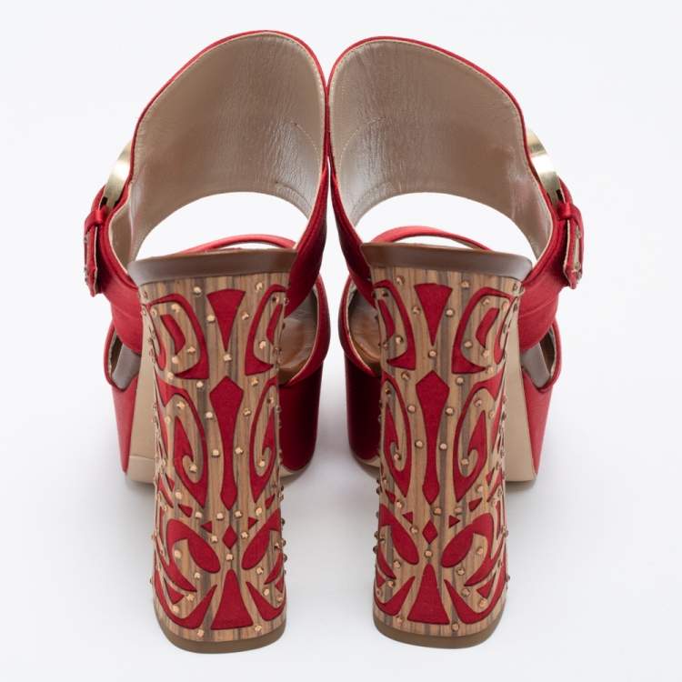 Pre Owned René Caovilla Red Satin Embellished Buckle Platform Sandals Size 36