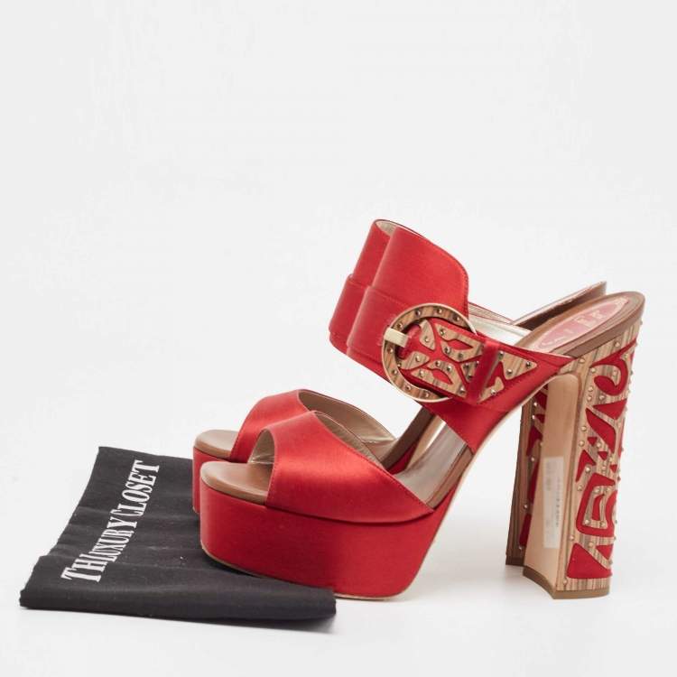 Pre Owned René Caovilla Red Satin Embellished Buckle Platform Sandals Size 41