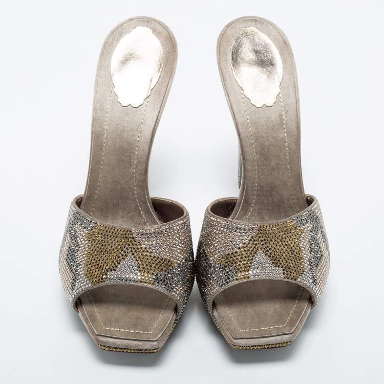 Pre Owned René Caovilla Grey Satin Crystal Embellishment Slides Size 40  