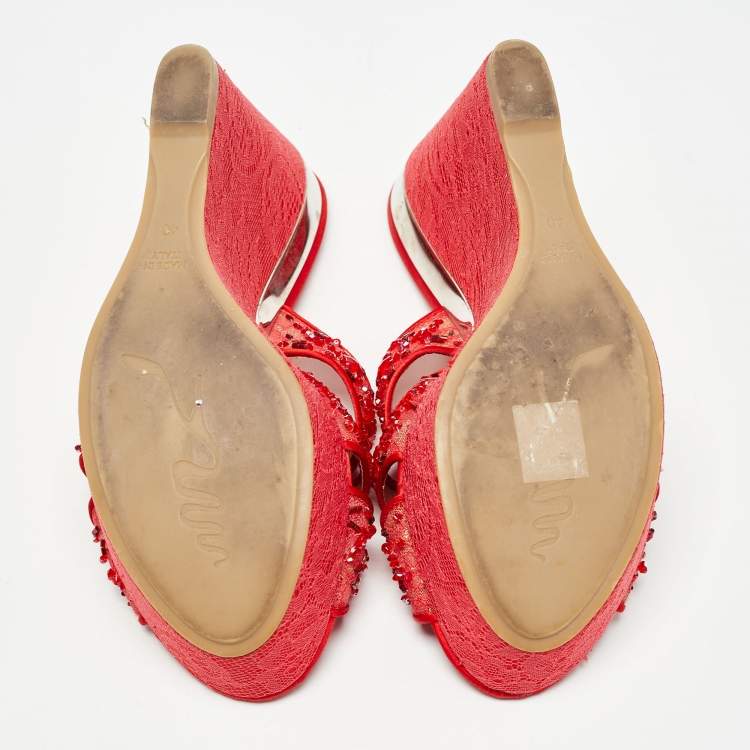 Pre Owned René Caovilla Red Satin and Crystal Embellished Mesh Wedge Platform Sandals Size 40