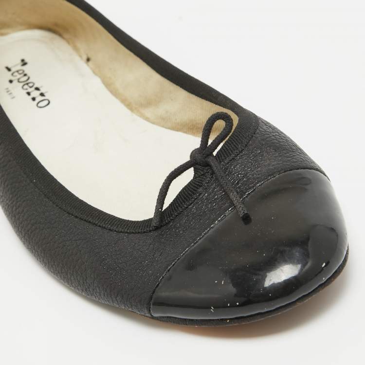 Pre Owned Repetto Black Leather and Patent Cap Toe Bow Ballet Flats Size 38