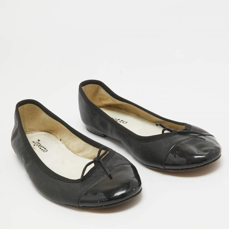 Pre Owned Repetto Black Leather and Patent Cap Toe Bow Ballet Flats Size 38