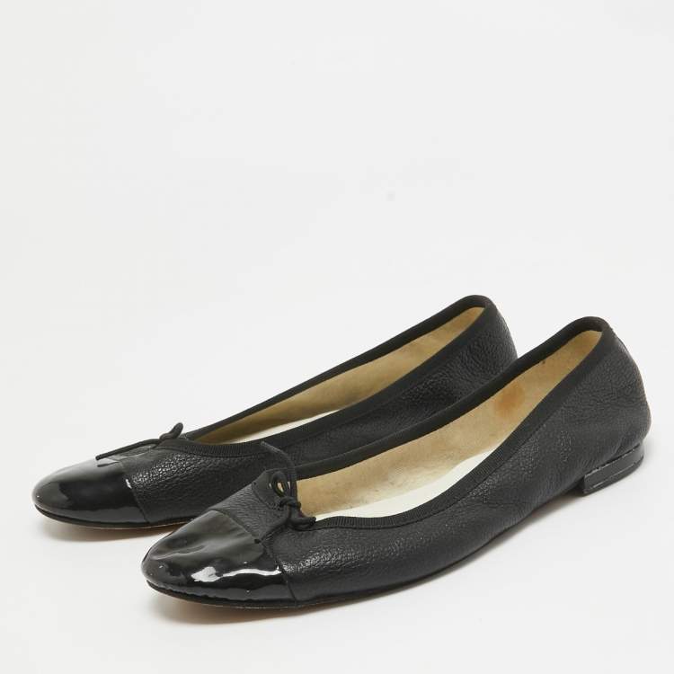 Pre Owned Repetto Black Leather and Patent Cap Toe Bow Ballet Flats Size 38