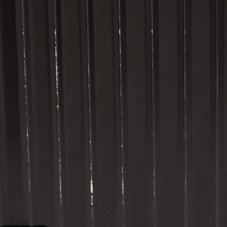 مملوكة مسبقًا حقيبة ريموا سوداء من البولي كربونات مقصورة صغيرة ٤٥