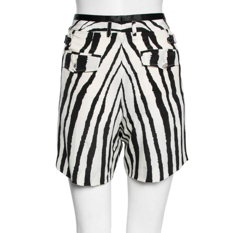 Pre Owned Roberto Cavalli  White and Black Zebra Printed Pleated Silk Shorts M