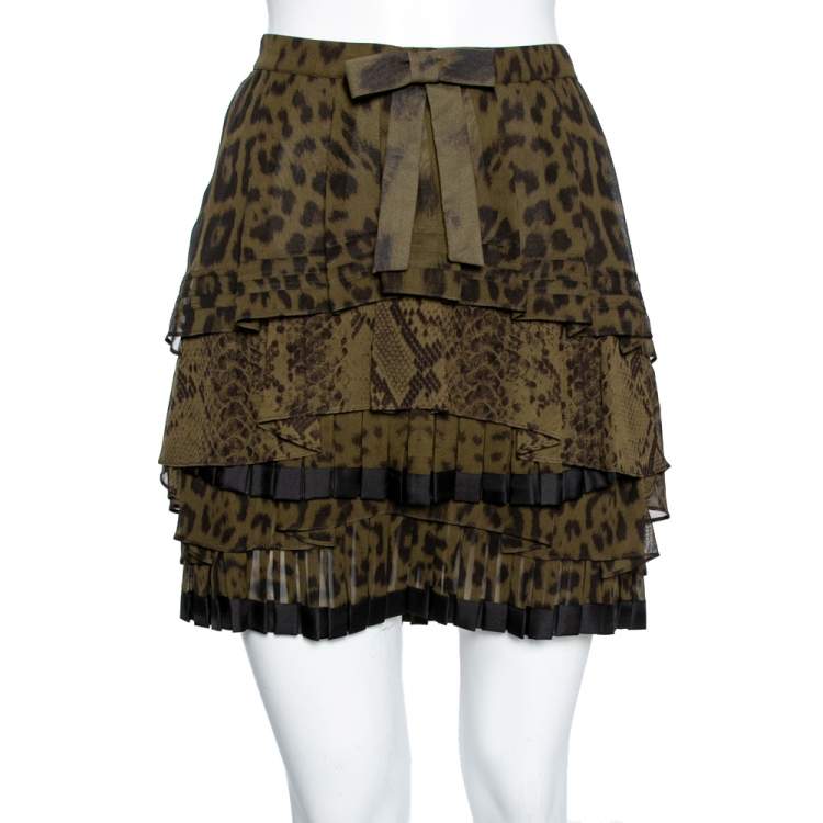 مملوكة مسبقًا Roberto Cavalli Green Animal Printed Pleated Silk Tiered Mini Skirt M