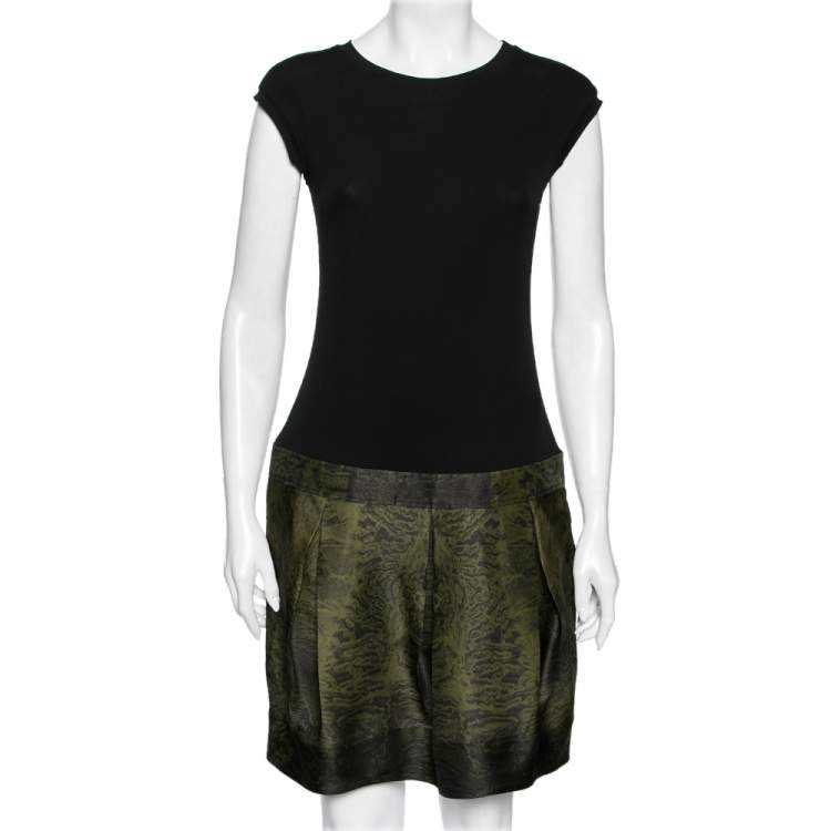 Pre Owned Roberto Cavalli Black & Green Printed Silk Crepe Pleated Dress M