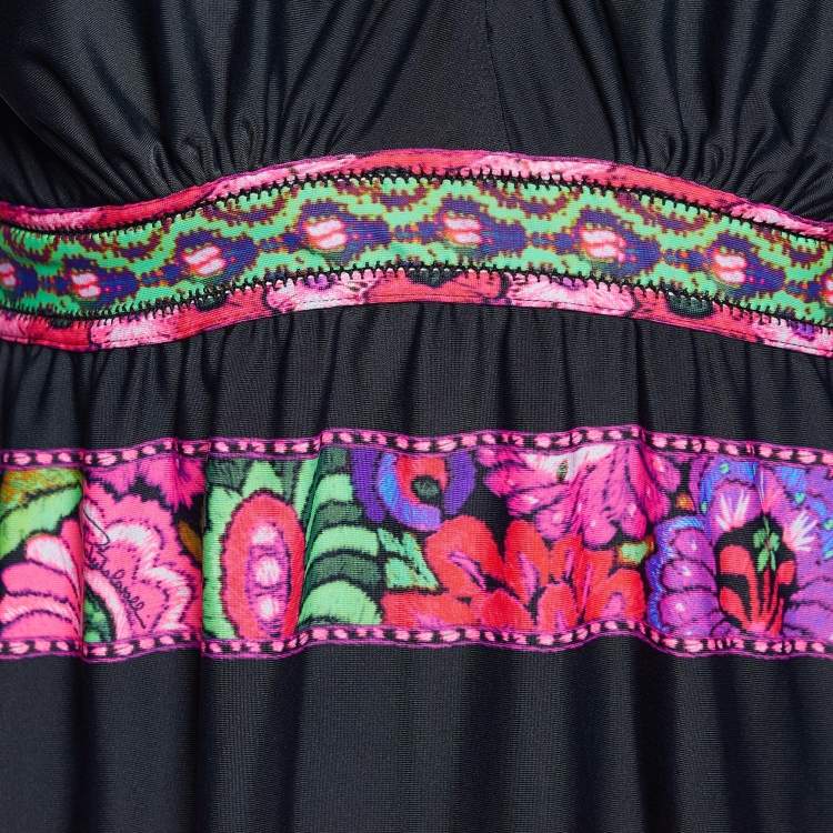 Pre Owned Roberto Cavalli Black Floral Printed Jersey V-Neck Top L